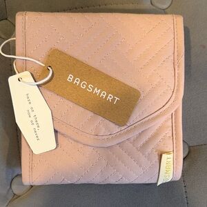 NWT BAGSMART Pink Quilted travel jewelry organizer  Bag